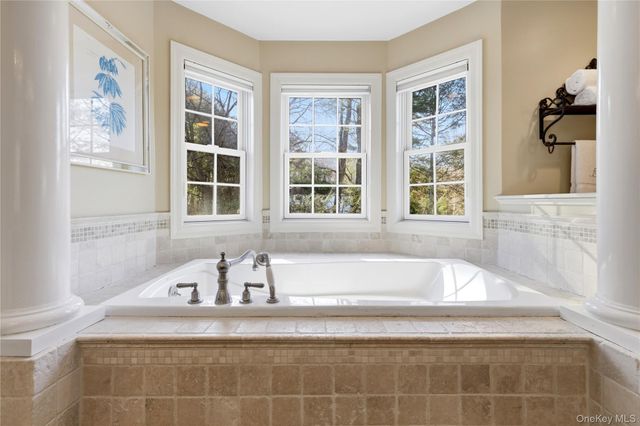 3 Pondfield Drive S, Chappaqua, NY 10514