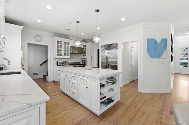 3 Pondfield Drive S, Chappaqua, NY 10514