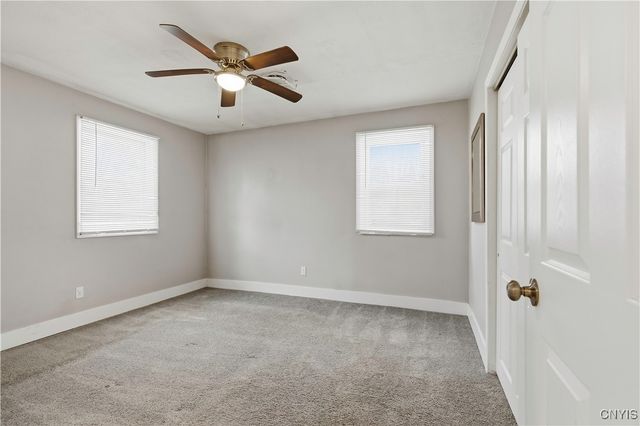 27 Wexford Road, Dewitt, NY 13214