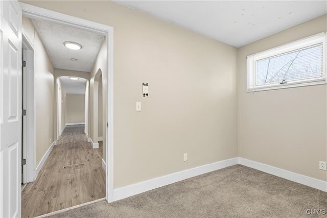 27 Wexford Road, Dewitt, NY 13214