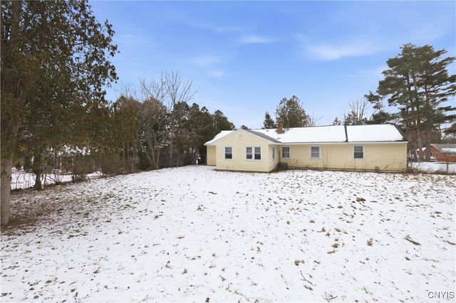 27 Wexford Road, Dewitt, NY 13214