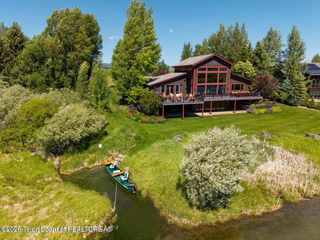 4053 S ADAMS Road, Driggs, ID 83422 photo 4