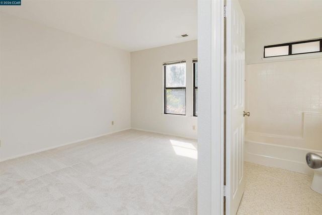 621 N Villa Way, Walnut Creek, CA 94595