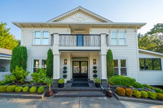 381 Stanford Avenue, Medford, OR 97504