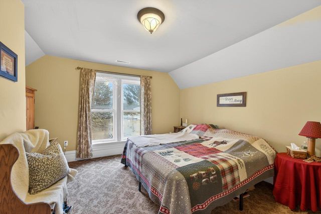 35214 Washington AVENUE, Burlington, WI 53105