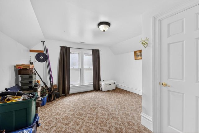 35214 Washington AVENUE, Burlington, WI 53105