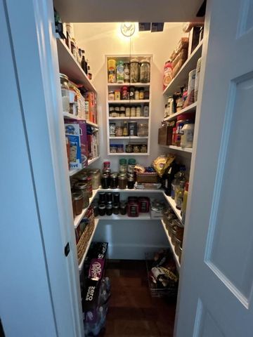 35214 Washington AVENUE, Burlington, WI 53105