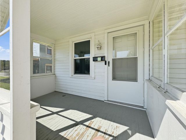 2513 Parnell Avenue, Fort Wayne, IN 46805