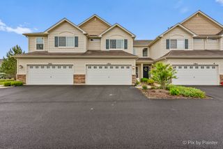 392 S Jade Lane, Round Lake, IL 60073