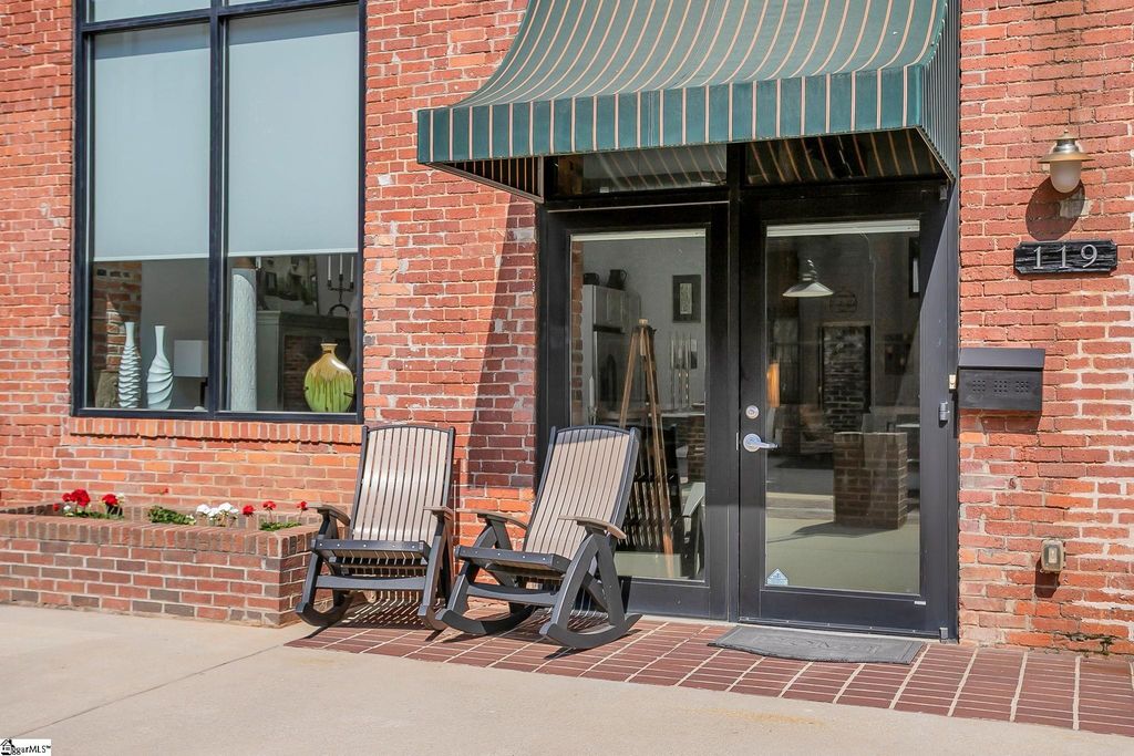 300 South Street Unit 119, Simpsonville, SC 29681