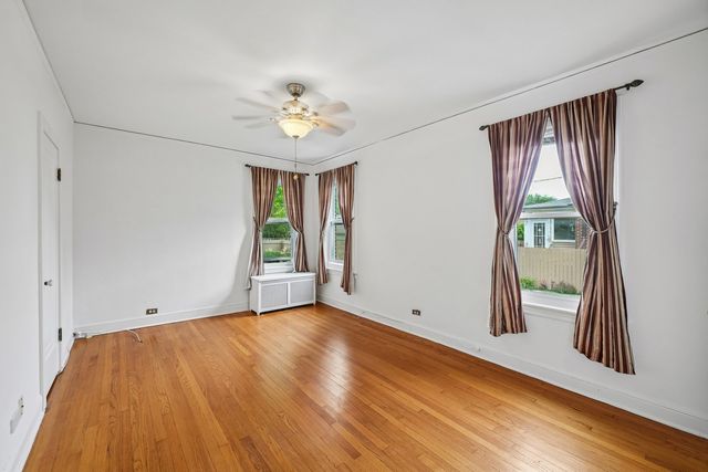 6638 N Trumbull Avenue, Lincolnwood, IL 60712