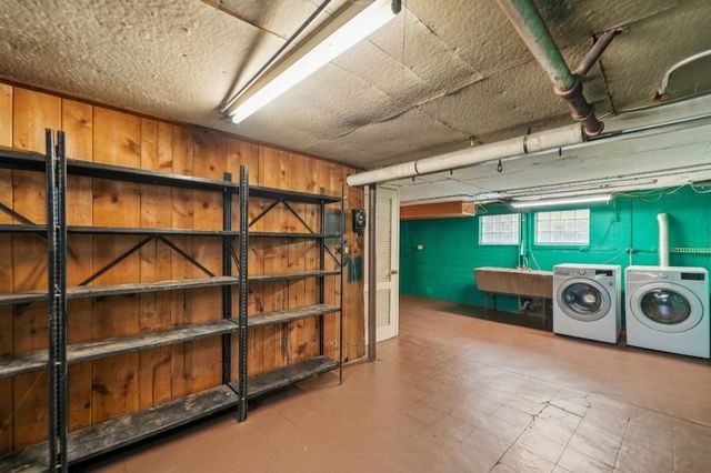 6638 N Trumbull Avenue, Lincolnwood, IL 60712
