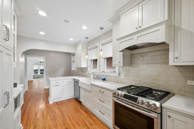 6638 N Trumbull Avenue, Lincolnwood, IL 60712