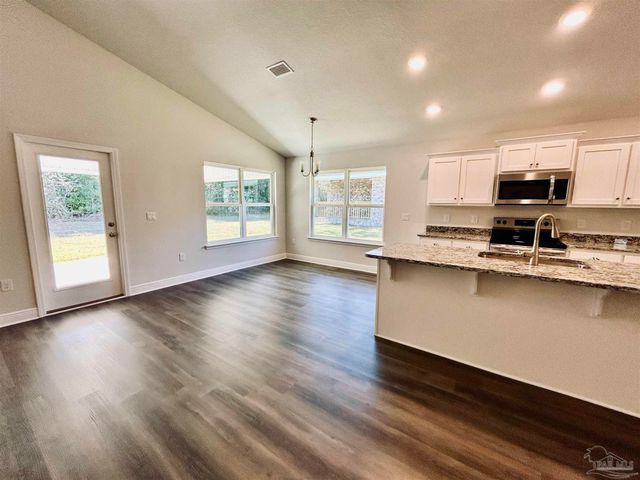 1490 Lansing Dr, Pensacola, FL 32504