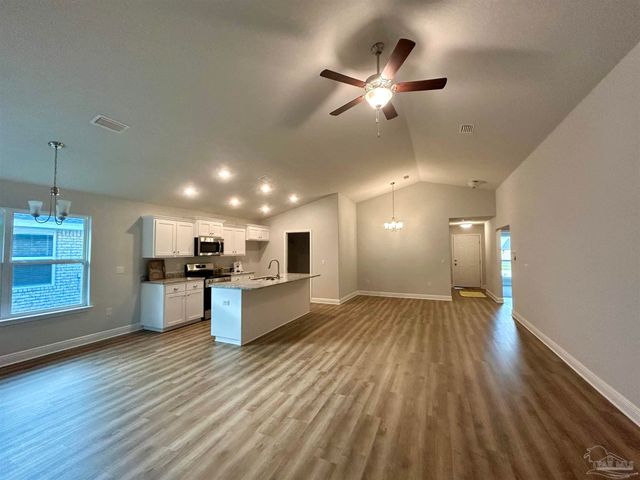 1490 Lansing Dr, Pensacola, FL 32504