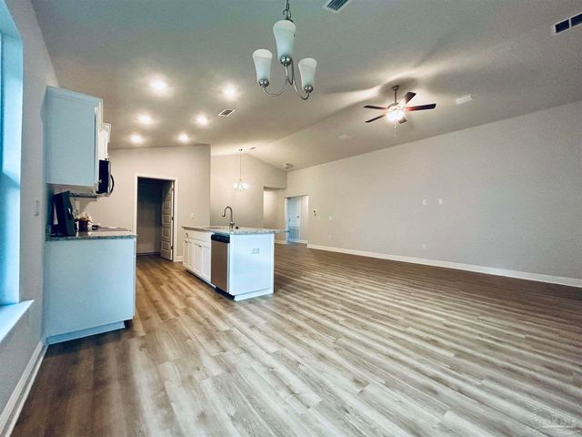 1490 Lansing Dr, Pensacola, FL 32504