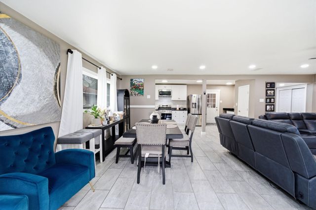 1845 Westcrest Drive, Houston, TX 77055