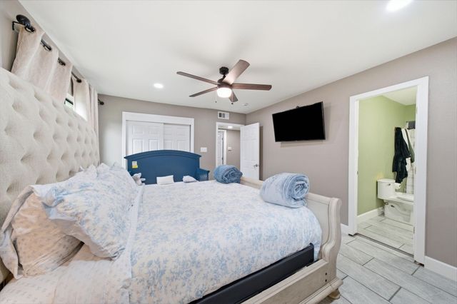 1845 Westcrest Drive, Houston, TX 77055