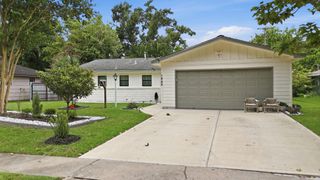 1845 Westcrest Drive, Houston, TX 77055