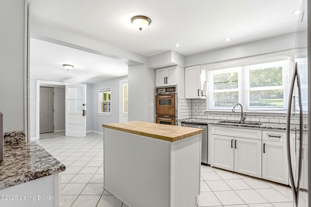 745 Brooks Schoolhouse Rd, Brooks, KY 40109