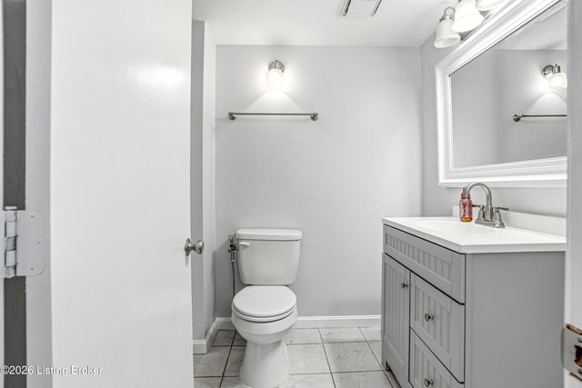 745 Brooks Schoolhouse Rd, Brooks, KY 40109