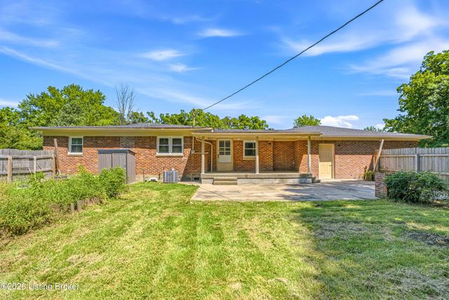 745 Brooks Schoolhouse Rd, Brooks, KY 40109
