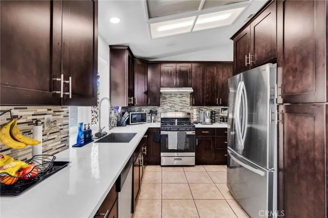 4557 Snake River Road, Riverside, CA 92501