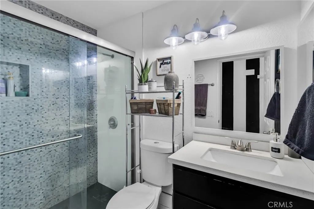 4557 Snake River Road, Riverside, CA 92501