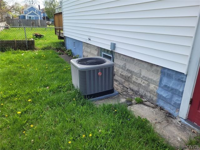 208 East Heman Street, Dewitt, NY 13057