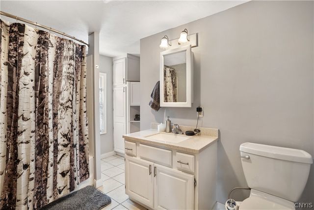 208 East Heman Street, Dewitt, NY 13057