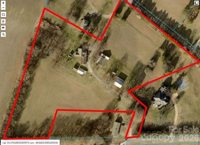 2618 Oakview Drive SW, Concord, NC 28027