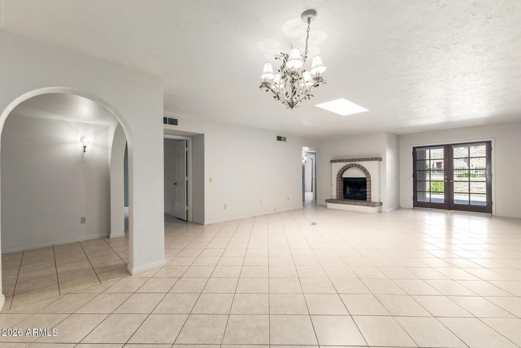 16637 N 30TH Avenue, Phoenix, AZ 85053 — photo 4