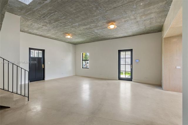 3620 Plaza Street, Miami, FL 33133