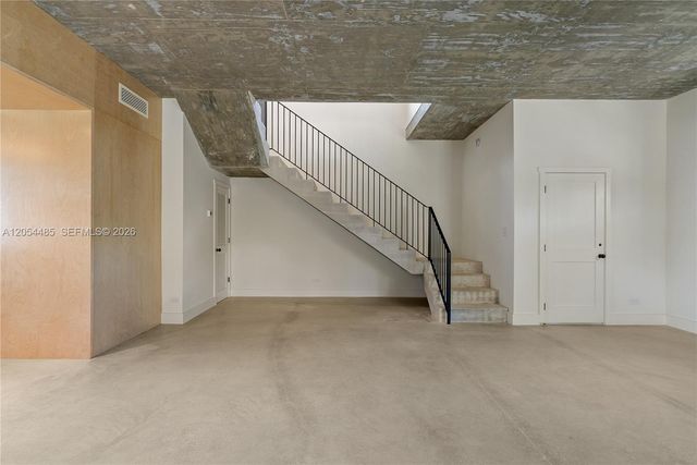 3620 Plaza Street, Miami, FL 33133
