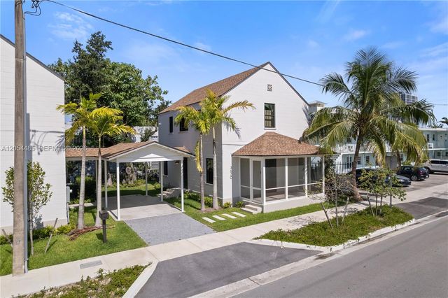 3620 Plaza Street, Miami, FL 33133