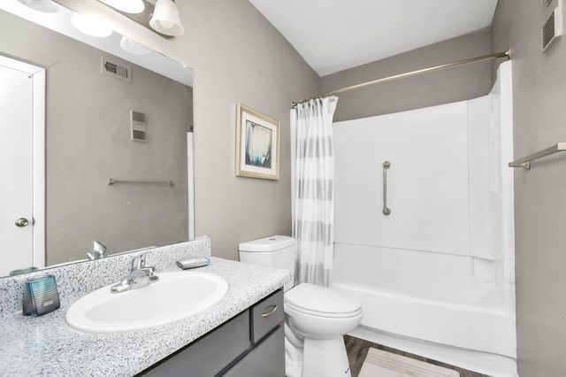 12211 Fondren 302, Houston, TX 77035