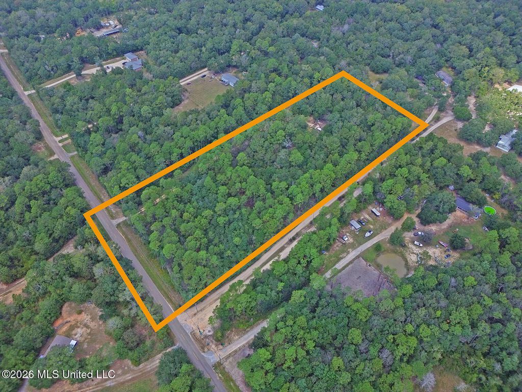 23202 Meaut Road, Pass Christian, MS 39571