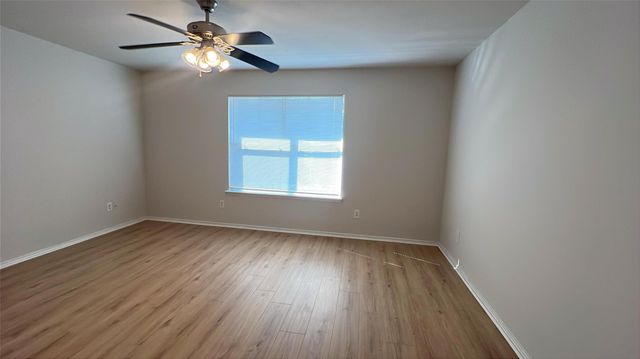 6411 Halstead Meadows Cir, Houston, TX 77086