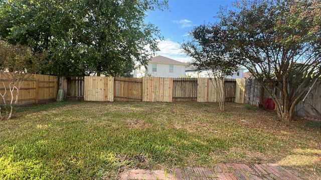 6411 Halstead Meadows Cir, Houston, TX 77086