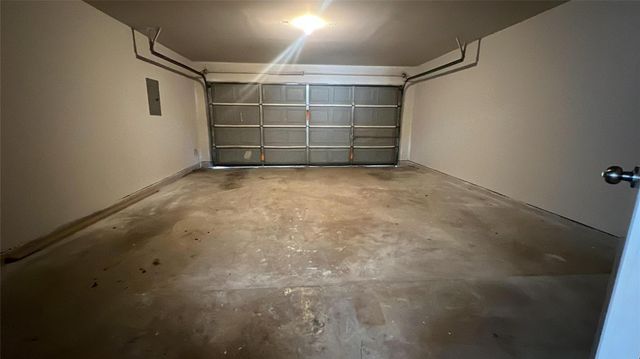 6411 Halstead Meadows Cir, Houston, TX 77086