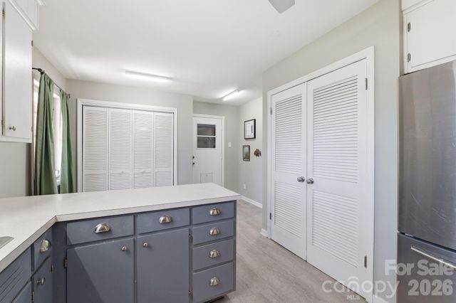 11715 Timber Ridge Road, Charlotte, NC 28213