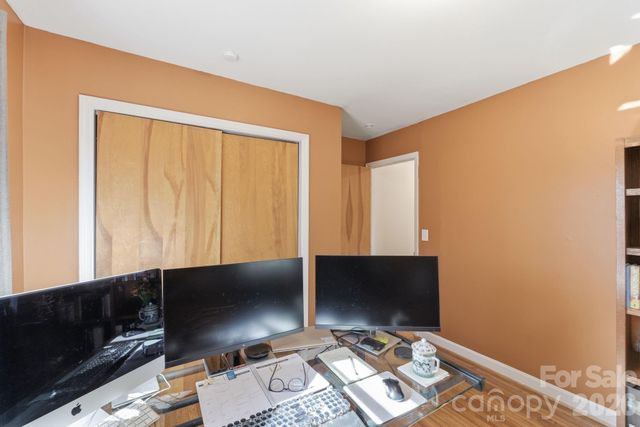 11715 Timber Ridge Road, Charlotte, NC 28213