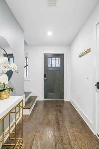 2021 Beech Ave Unit 7, Nashville, TN 37204