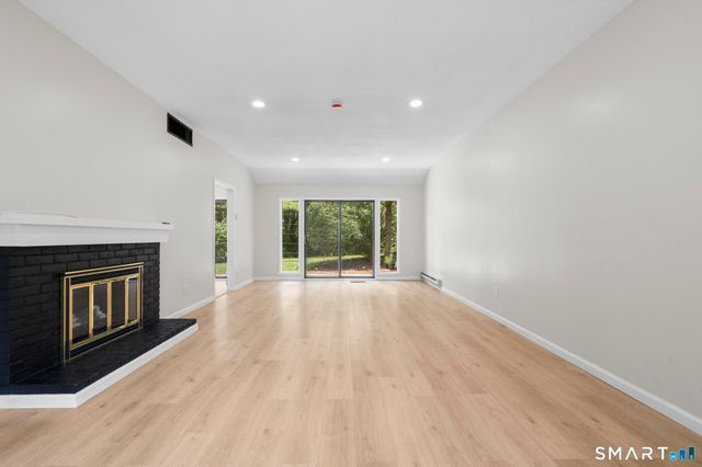 701 Heritage Village A, Southbury, CT 06488