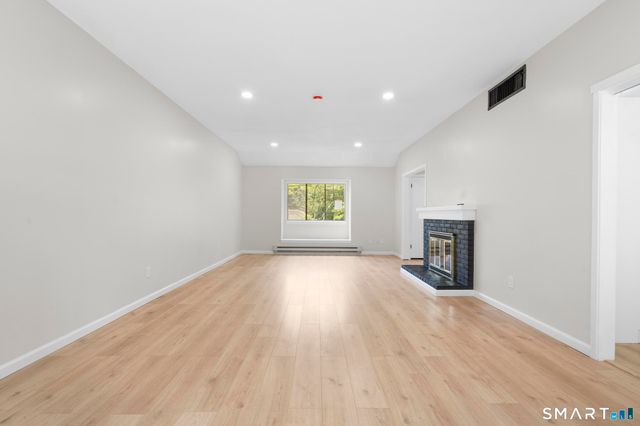 701 Heritage Village A, Southbury, CT 06488
