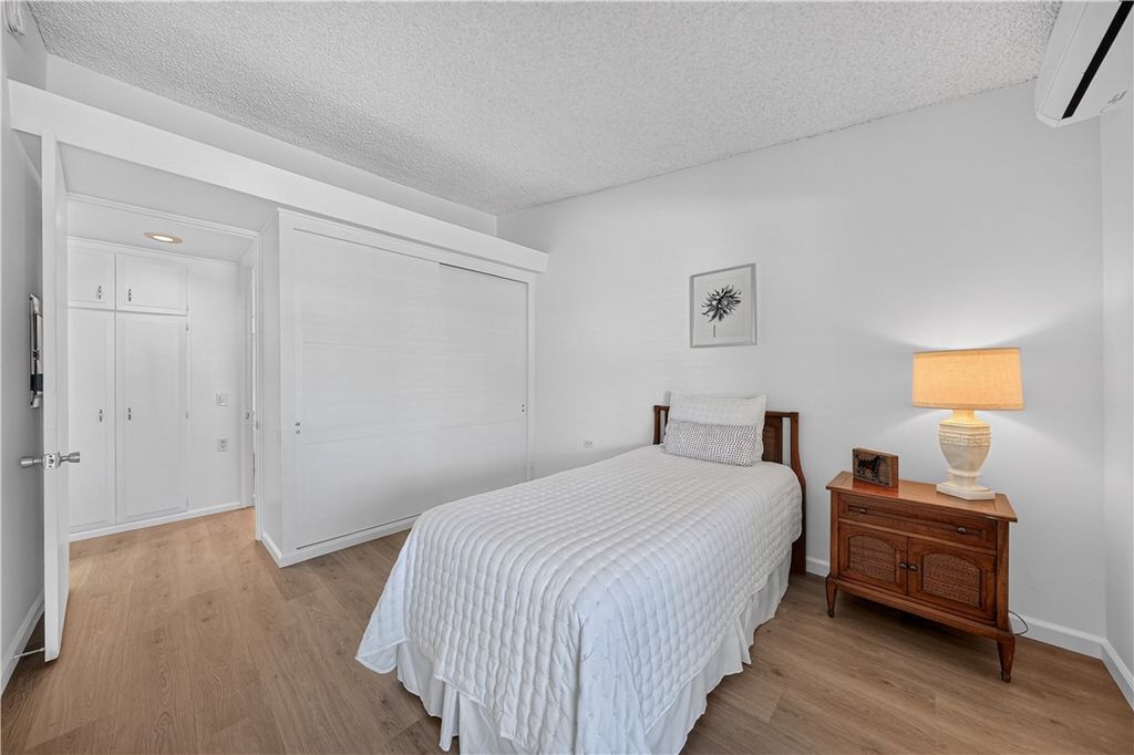 1441 Golden Rain Road M4 88H, Seal Beach, CA 90740 — photo 4