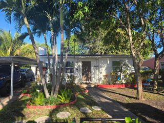 1214 S C Street S, Lake Worth Beach, FL 33460