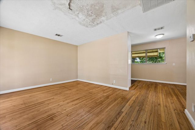 2405 Pomona Drive, Houston, TX 77506