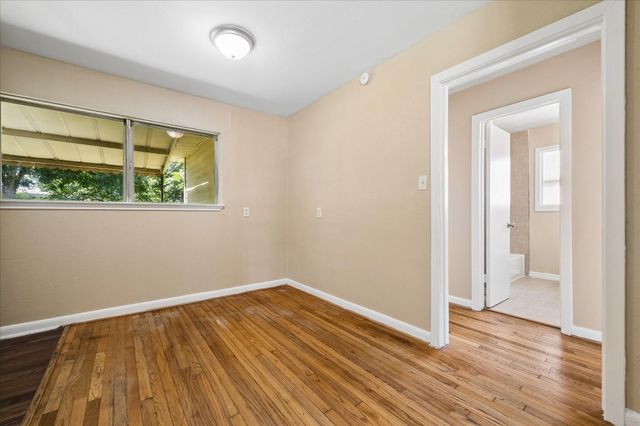 2405 Pomona Drive, Houston, TX 77506