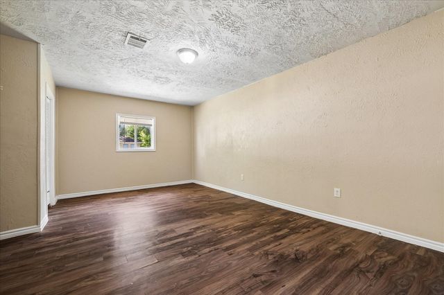2405 Pomona Drive, Houston, TX 77506